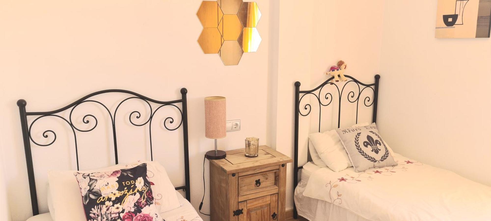Bright & Airy Sea View Apartment โมฮาการ์ ภายนอก รูปภาพ